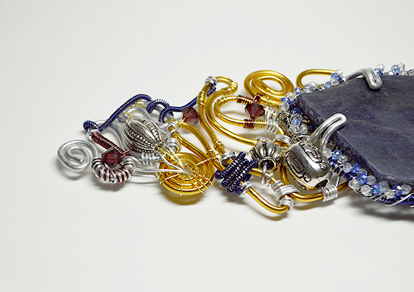 blue_jade_cross_thmb5